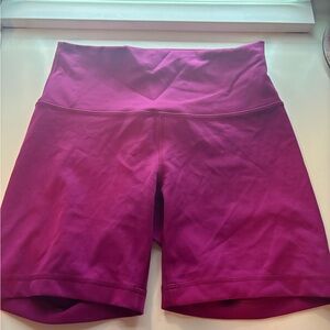 Women's Purple Shorts
Wunder trains high-rise 4